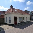 woning en achterkant cafe-snackbar